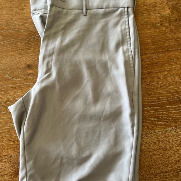 Gray Golf Shorts 34 waist - Picture 3 of 3